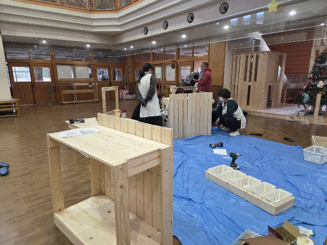 廃材ボックス出来上がってきました