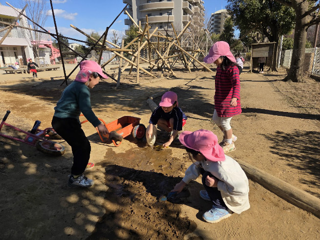 水を流すのも好き？