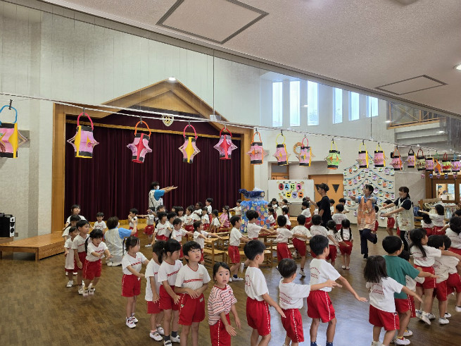 音頭で大盛り上がり