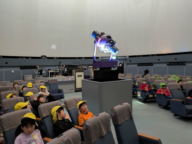 宇宙はどういう世界かな？